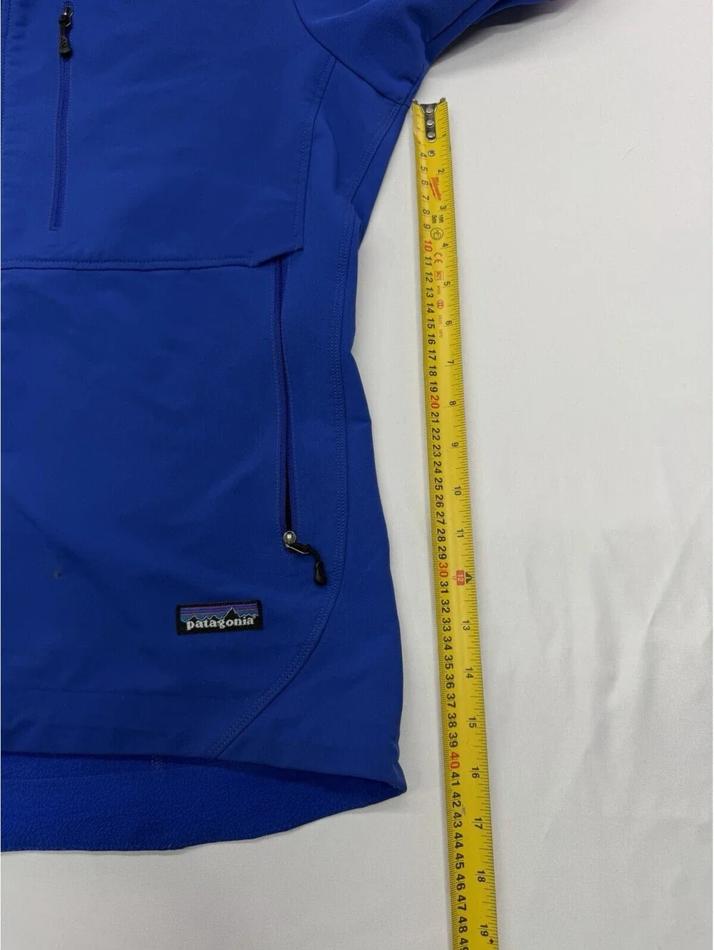 Vintage Patagonia Men's Blue Softshell Jacket Med Zipped Pockets Lightwt *Flaws